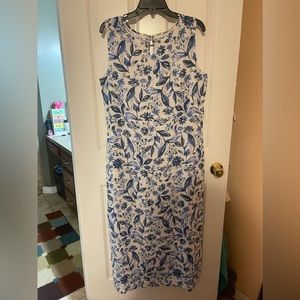 🟢Women’s Medium White/Blue Floral Dress